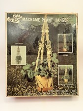 Kit antigo de macramê avelãs kaboodles kit cabide de planta de macramê década de 1970 HKP 150 comprar usado  Enviando para Brazil