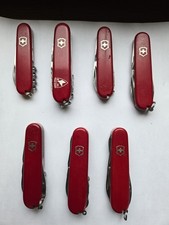 Lot couteaux victorinox d'occasion Lot couteaux victorinox d'occasion  Courtomer