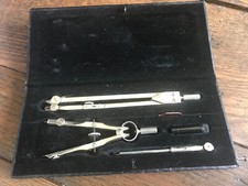 Kit de conjunto de desenho técnico vintage caixa de madeira década de 1960 geometria precisão comprar usado  Enviando para Brazil