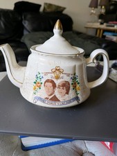 Théière commémorative maria d'occasion  Loches