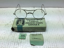 Usado, ÓCULOS DE PROTEÇÃO VINTAGE American Optical AO caixa original AOCO76 comprar usado Usado, ÓCULOS DE PROTEÇÃO VINTAGE American Optical AO caixa original AOCO76 comprar usado  Enviando para Brazil