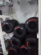 Gomme kart maxxis usato  Fasano