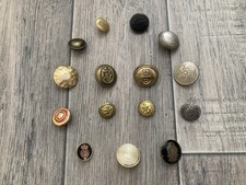 bee buttons for sale  SHREWSBURY
