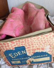 Ancienne boîte poupée d'occasion  Bourg-de-Thizy
