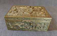 Motivo de dragão de latão vintage, caixa de cigarro com forro de madeira comprar usado Motivo de dragão de latão vintage, caixa de cigarro com forro de madeira comprar usado  Enviando para Brazil