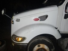 2001 peterbilt 389 for sale  Hunlock Creek