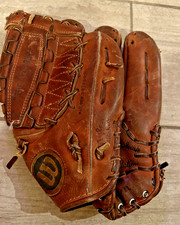 Wilson a2000 baseball for sale  Mesa