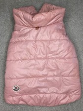 Moncler dog vest d'occasion  Expédié en Belgium