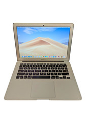 Nice apple macbook for sale  Middleboro