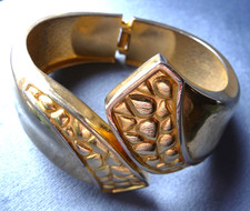 Imposant bracelet jonc d'occasion Imposant bracelet jonc d'occasion  Pont-sur-Yonne