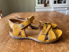Clarks unstructured yellow for sale  FAREHAM