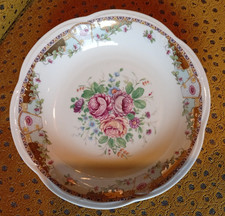 Assiette décorative porcelain d'occasion  La Mothe-Saint-Héray