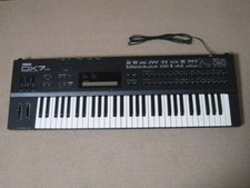 Yamaha dx7 black d'occasion  Expédié en Belgium