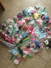 Gran Lote Muñeca Barbie Paños Zapatos Sombrero Accesorio 48 Juegos 144 Piezas + 2 BarbieMuñeca segunda mano  Embacar hacia Mexico