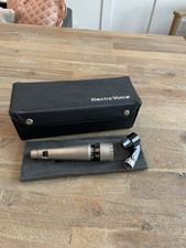 Microfone dinâmico cardioide antigo AKG D-1000E com estojo BOM FRETE GRÁTIS comprar usado  Enviando para Brazil