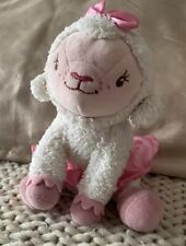 Juguete de peluche Doc Mcstuffins Lambie cordero tienda Disney sentado segunda mano  Embacar hacia Argentina