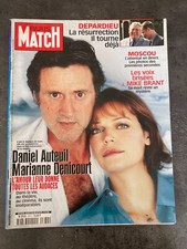 Paris match 2674 d'occasion  Avesnes-le-Comte