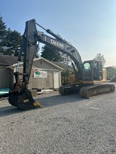 John deere 225d for sale  Painesville