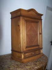 Antiker nussbaum hängeschrank gebraucht kaufen  Bundenthal, Erlenbach, Busenberg