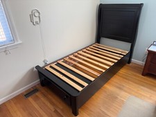 Vaughan basset twin for sale  Marlton