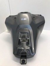 Serbatoio benzina honda usato  Rozzano
