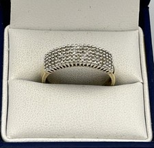 Gorgeous 9ct gold for sale  GLASGOW