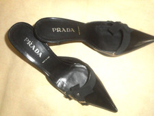 Prada black leather d'occasion  Expédié en Belgium