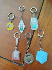 Lot porte clefs d'occasion  Pernes-les-Fontaines