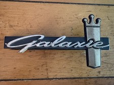 Usado, 1964 Ford Galaxie 500 emblema grade dianteira metal dourado peça de script fabricante de equipamento original #C4AZ-8213-A comprar usado Usado, 1964 Ford Galaxie 500 emblema grade dianteira metal dourado peça de script fabricante de equipamento original #C4AZ-8213-A comprar usado  Enviando para Brazil