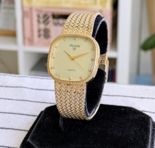 Montre nivada quartz d'occasion  Clermont-Ferrand-