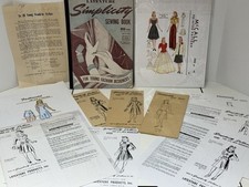 Livro de costura de látex vintage da década de 1940 e manequim boneca padrões de simplicidade comprar usado  Enviando para Brazil