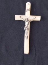 Bijou pendentif crucifix d'occasion  Marseille IX