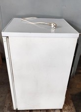 Congelatore verticale indesit usato  Milano