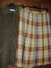 Lot vetements femme d'occasion  Thuré