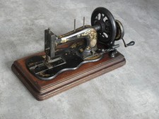 Antique sewing machine d'occasion  Wasselonne