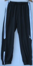Calça masculina de skate/pista Nike SB shield Swoosh (CI1990-010) com 3 bolsos pequenos, usado comprar usado  Enviando para Brazil