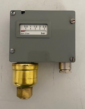 Trafag pressostat pressure d'occasion  Expédié en Belgium