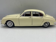 1/18 Maisto 1959 Jaguar Mark II Cream jm 31833 SEM CAIXA comprar usado  Enviando para Brazil