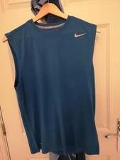 Lads nike vest. for sale  MILTON KEYNES