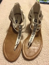 Women fashion shoes for sale  Grenada