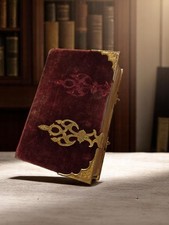 Antique leather prayer d'occasion  Expédié en Belgium