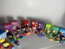 Conjunto de 9 armários Disney Doorables Academy com acessórios; ARIEL, Sininho, Minnie comprar usado Conjunto de 9 armários Disney Doorables Academy com acessórios; ARIEL, Sininho, Minnie comprar usado  Enviando para Brazil