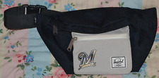 Riñonera Herschel X Major League de béisbol Milwaukee Brewers paquete de cadera sin usar segunda mano  Embacar hacia Argentina