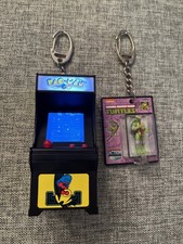 Chaveiro Pac-Man minúsculo arcade mini joystick e chaveiro Donatello tartarugas ninja comprar usado  Enviando para Brazil