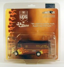 Action Racing 1:64 2002 UPS pacote chama caminhão 1/22.572 comprar usado  Enviando para Brazil