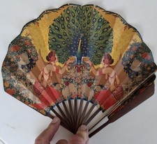 RARE ÉVENTAIL PUBLICITAIRE CHAMPAGNE DEUTZ GELDERMANN , Le PAON . Antique FAN  comprar usado  Enviando para Brazil