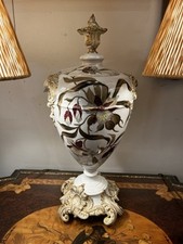 Covered porcelain urn d'occasion  Expédié en Belgium