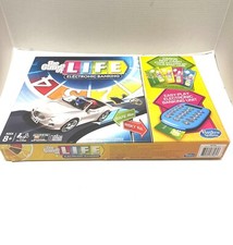The Game of Life Electronic Banking Edition jogo de tabuleiro da Hasbro 100% completo comprar usado  Enviando para Brazil