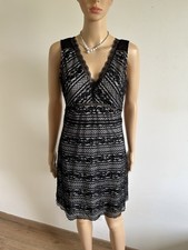 Robe noire beige d'occasion  Void-Vacon