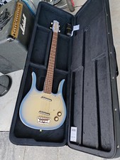 Basso elettrico danelectro usato  Italia